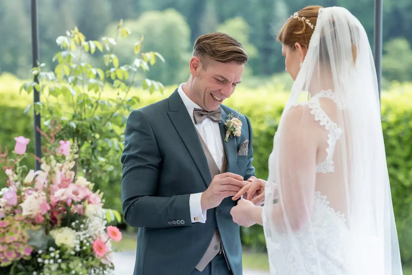 Kombitrauung: frei und standesamtlich in einem