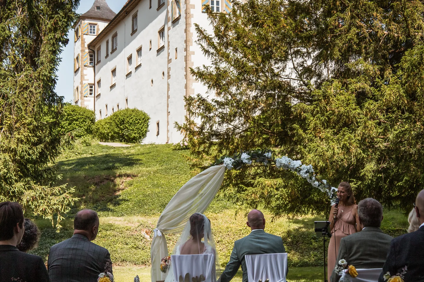 Freie Trauung im Schloßpark